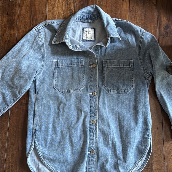 Abercrombie & Fitch Jackets & Blazers - Abercrombie denim jacket